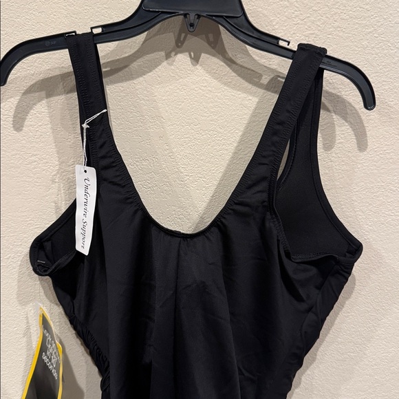 NWT Miraclesuit Escape one piece swimsuit plus size 22W - Picture 3 of 4